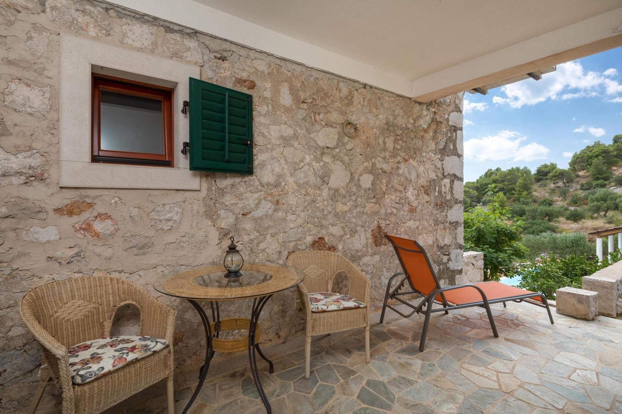 Villa Perka Sveta Nedelja  Extérieur photo